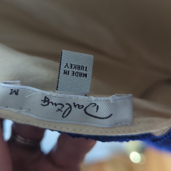 Beautiful lace knee length blue dress - Picture 8 of 8